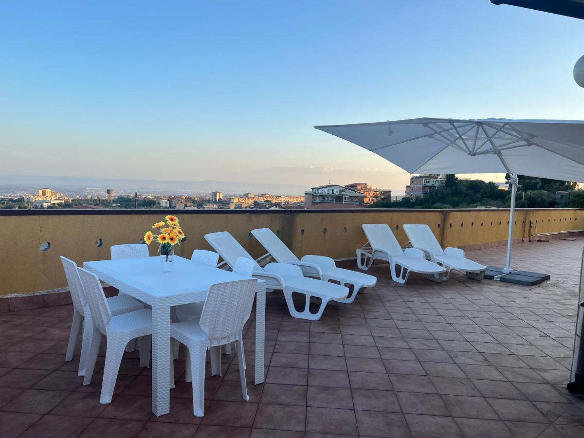 Attico Etnamare Villa Gravina di Catania Exteriör bild